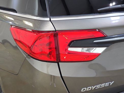 Certified 2022 Honda Odyssey Elite image 31