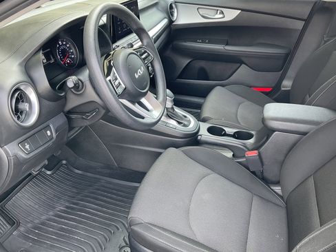 Used 2023 Kia Forte LXS FWD image 18