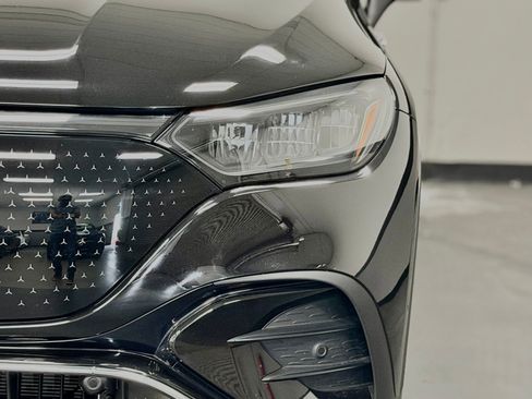 Certified 2023 Mercedes-Benz EQE 500 4MATIC SUV image 8
