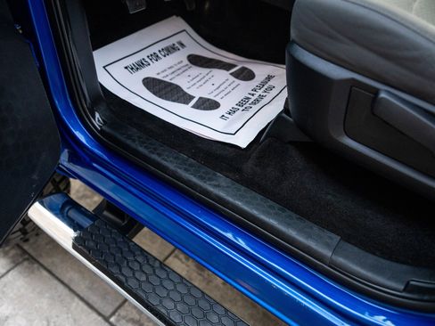 Used 2015 RAM 2500 Tradesman w/ Chrome Appearance Group image 34