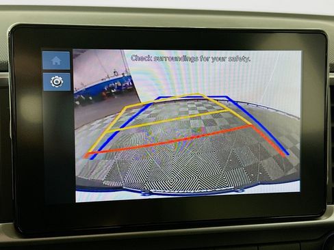 New 2025 Hyundai Venue SEL image 13