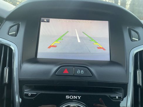 Used 2014 Ford Focus Titanium image 17