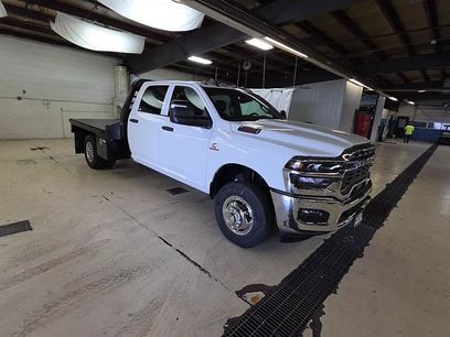 New 2026 RAM 3500 4x4 Crew Cab DRW