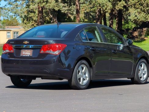 Used 2014 Chevrolet Cruze LT image 4
