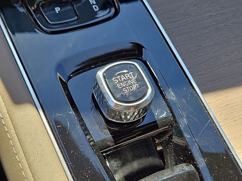 New 2026 Volvo XC90 B5 Core image 29