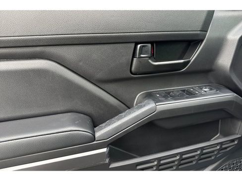 New 2026 Toyota Tacoma SR5 AWD/4WD image 11