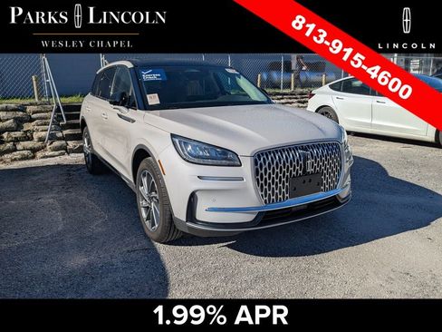 Certified 2024 Lincoln Corsair AWD w/ Equipment Group 101A image 3