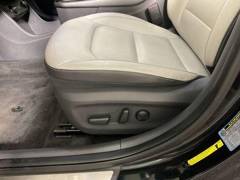 Used 2021 Hyundai Ioniq Limited image 21