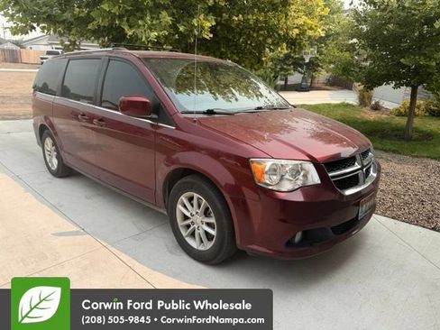 Used 2019 Dodge Grand Caravan SXT FWD image 1