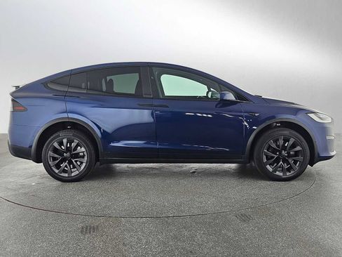 Used 2023 Tesla Model X Plaid AWD/4WD image 2