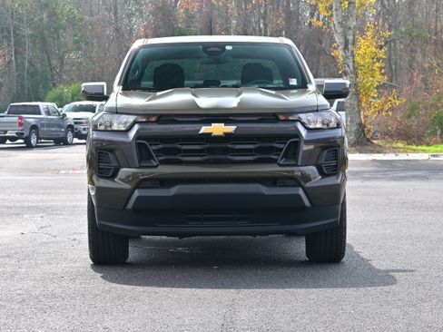 Used 2023 Chevrolet Colorado LT image 28