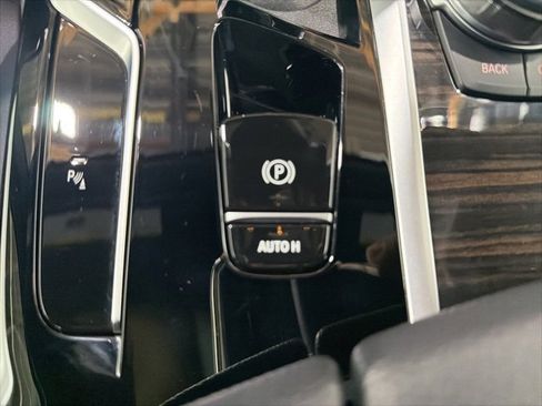 Certified 2023 BMW 530i xDrive w/ Premium Package image 40