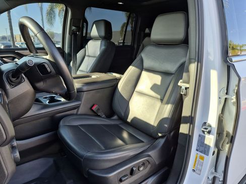 Used 2023 Chevrolet Suburban LT AWD/4WD image 16