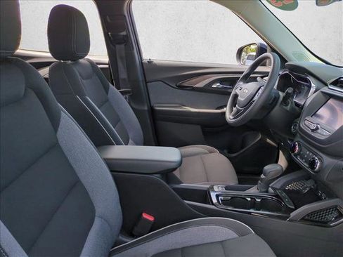 Used 2023 Chevrolet TrailBlazer LT image 19