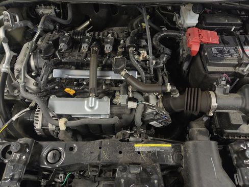 Used 2025 Nissan Versa S w/ Trunk Package image 30