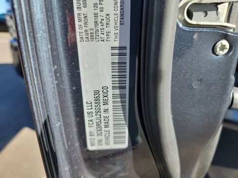 New 2025 RAM 2500 Big Horn image 25