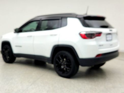 Used 2024 Jeep Compass Latitude w/ Altitude Special Edition AWD/4WD image 7