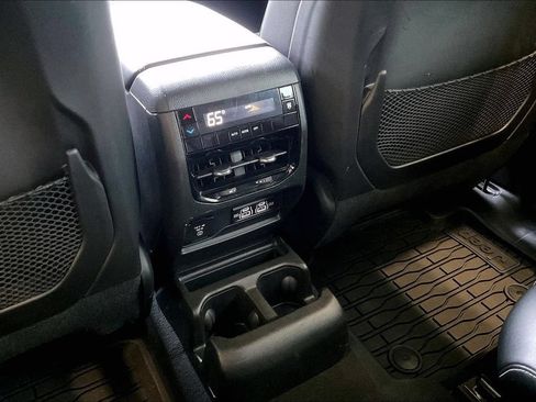 Used 2023 Jeep Grand Cherokee L Altitude AWD/4WD image 35