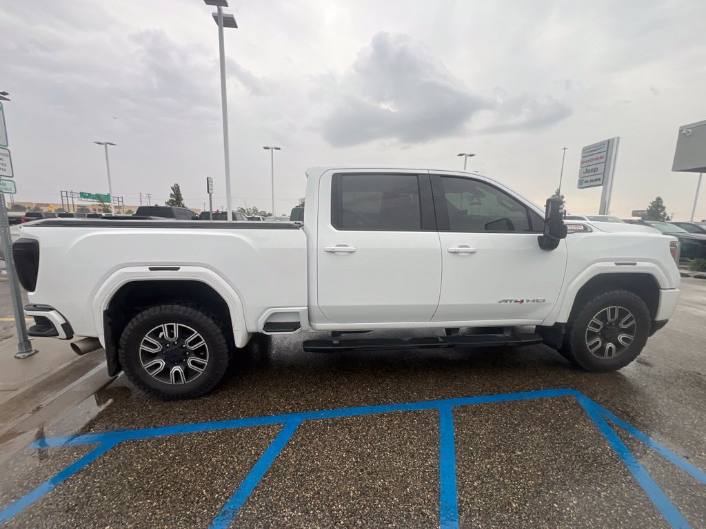 Used 2020 GMC Sierra 2500 AT4 w/ AT4 Premium Package AWD/4WD image 8
