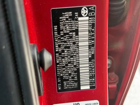 Used 2017 Toyota Corolla SE FWD image 33