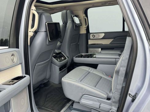 Used 2019 Lincoln Navigator L Black Label AWD/4WD image 43