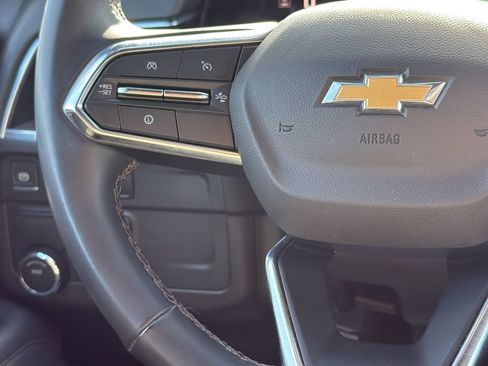 Used 2025 Chevrolet Tahoe LT RWD image 16