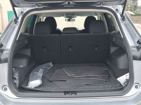 Certified 2025 Volkswagen Tiguan S image 29