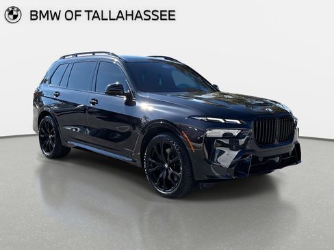 Used 2024 BMW X7 xDrive40i w/ M Sport Package image 3