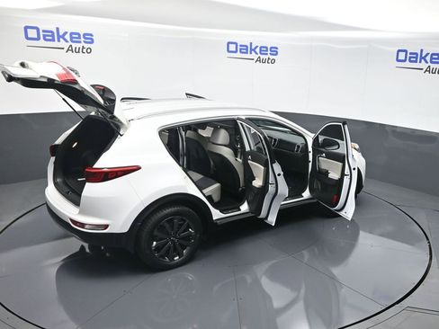 Used 2018 Kia Sportage EX w/ EX Sport Appearance Package image 59