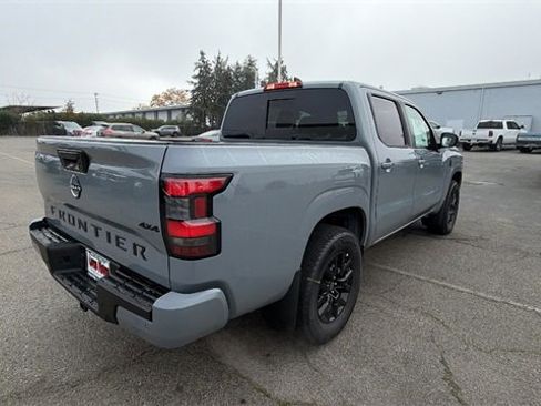 New 2026 Nissan Frontier SV image 4