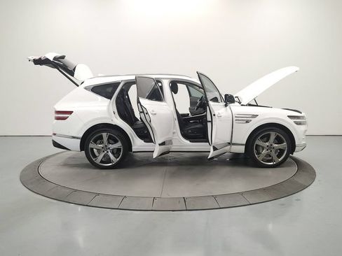 Used 2024 Genesis GV80 3.5T w/ Prestige Package AWD/4WD image 17