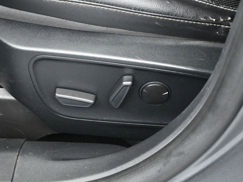 Certified 2022 Ford Escape SEL AWD/4WD image 10