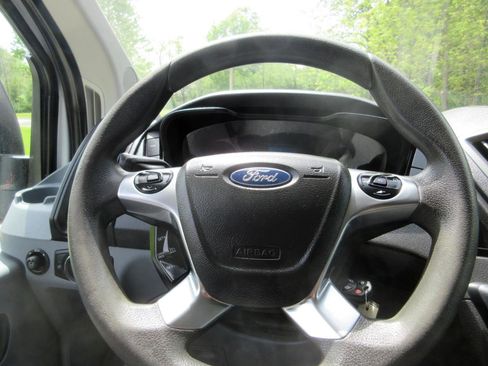 Used 2019 Ford Transit 150 130 Low Roof RWD image 38