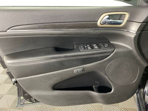 Used 2015 Jeep Grand Cherokee Limited AWD/4WD image 14