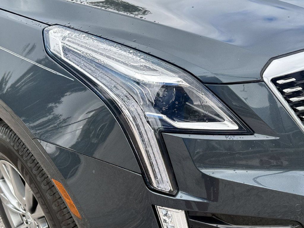 Used 2021 Cadillac XT5 Premium Luxury AWD/4WD image 9