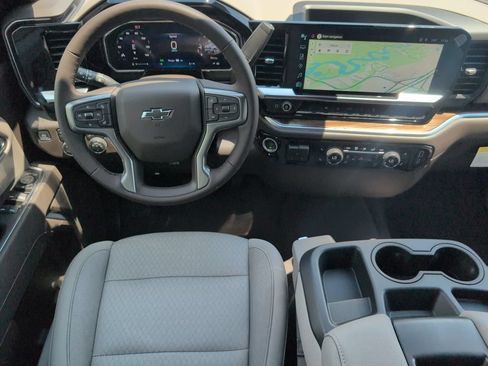New 2026 Chevrolet Silverado 1500 RST w/ Z71 Off-Road Package AWD/4WD image 28