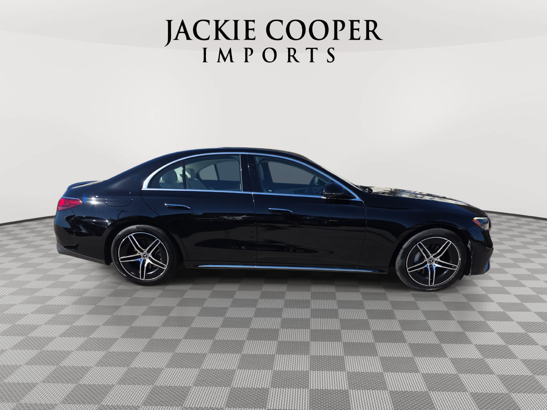 Certified 2026 Mercedes-Benz E 350 Sedan image 4
