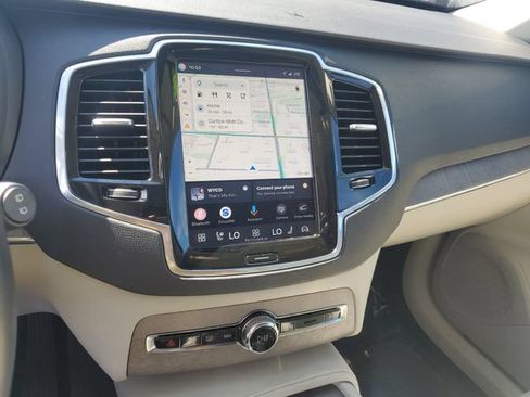 Used 2023 Volvo XC90 B6 Plus AWD/4WD image 21