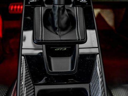 Certified 2022 Porsche 911 GT3 image 19