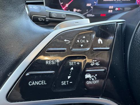 Used 2024 Mercedes-Benz GLS 450 4MATIC image 16