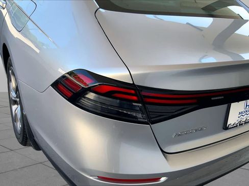 Used 2024 Honda Accord EX image 28