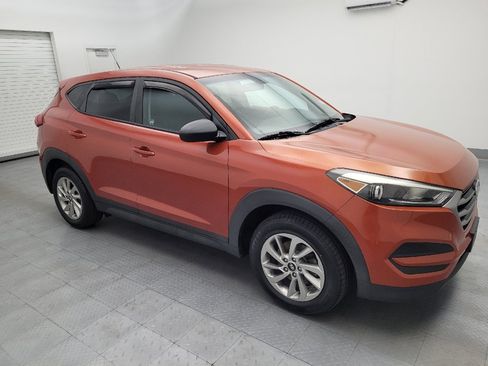 Used 2017 Hyundai Tucson SE FWD image 11