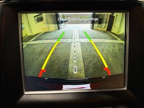 Used 2018 Jeep Grand Cherokee SRT image 29