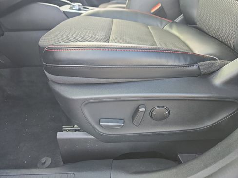 Used 2024 Ford Escape ST-Line w/ Tech Pack #1 AWD/4WD image 12