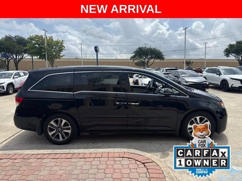 Used 2016 Honda Odyssey Touring Elite image 5