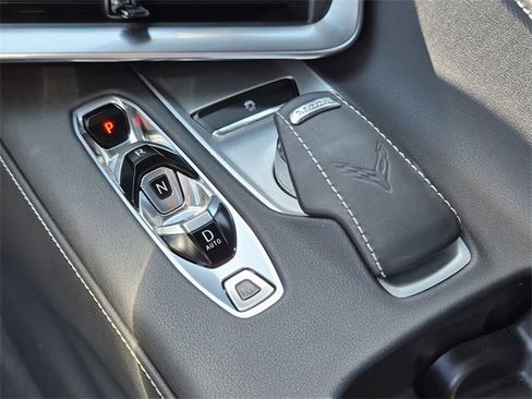 Used 2021 Chevrolet Corvette Stingray 2D Convertible w/ Z51 Performance Package image 28