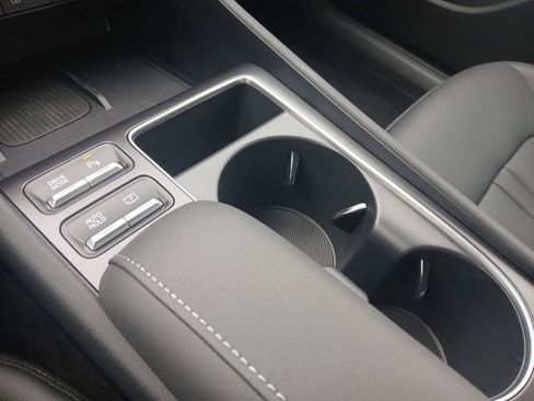 New 2025 Hyundai Sonata Limited FWD image 21