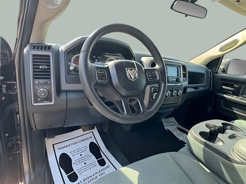 Used 2019 RAM 1500 Express AWD/4WD image 12