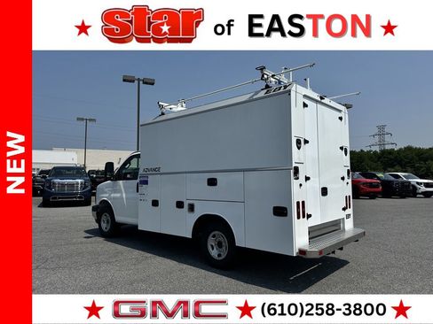 New 2025 GMC Savana 3500 w/ Power Convenience Package image 6