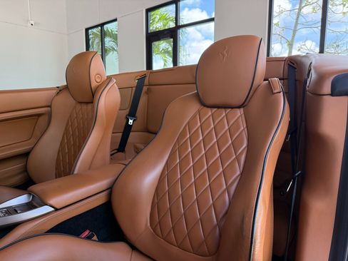 Used 2012 Ferrari California RWD image 28